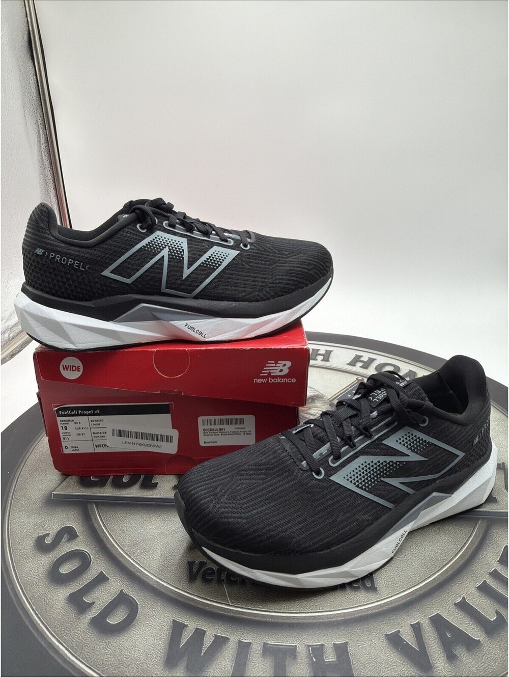 New Balance FuelCell Propel V5 Running Sneakers Women's Black Lace-Up - 10 Wide